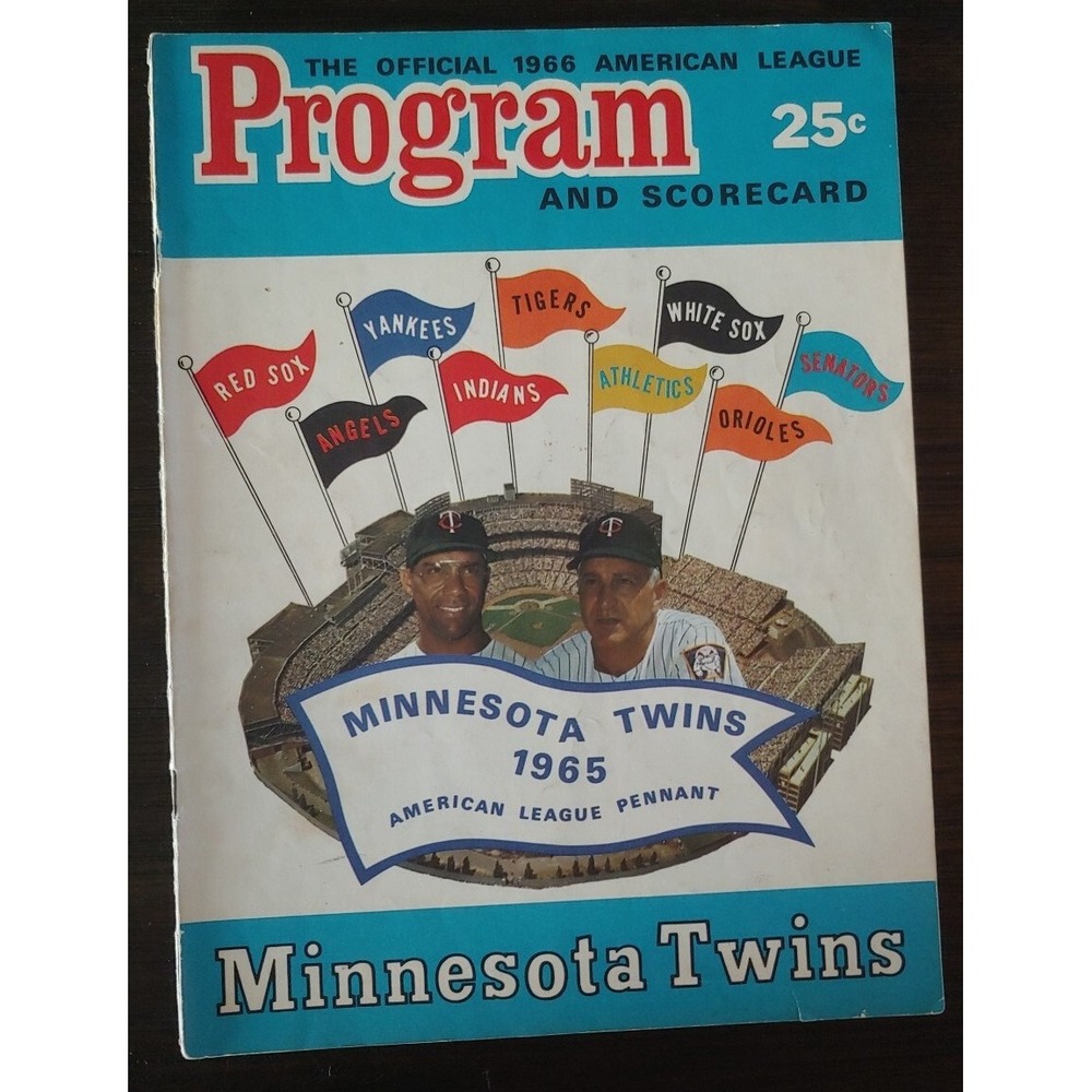 Minnesota Twins Official 1966 American League Program & Scorecard Vntg MLB Gift